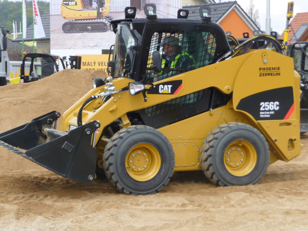 caterpillar skid steer