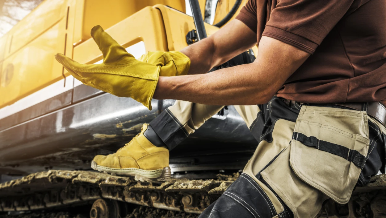 How To Handle Rental Equipment Damage + Maximize Equipment Lifetime Value